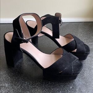 Stuart Weitzman Black Platform Heels Size Women’s 7 1/2 M Strappy Block Chunky